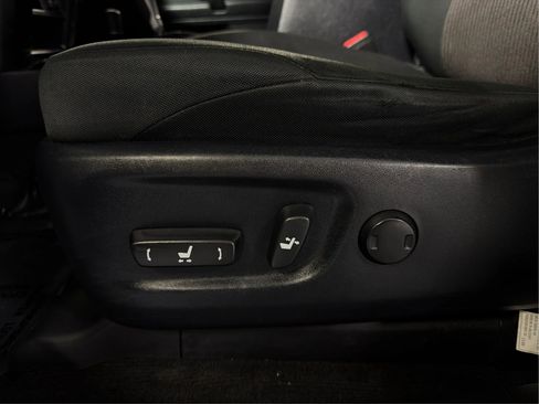 Used 2020 Toyota 4Runner TRD Off-Road image 17