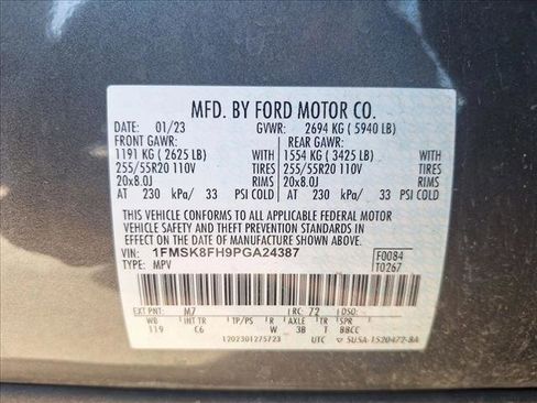 Used 2023 Ford Explorer Limited w/ Equipment Group 301A image 24