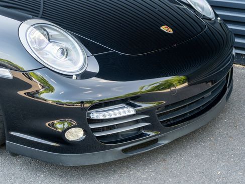 Used 2011 Porsche 911 Turbo S AWD/4WD image 17