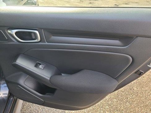 Used 2022 Honda Civic Sport image 18
