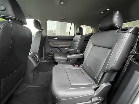 Used 2023 Volkswagen Atlas SE image 24