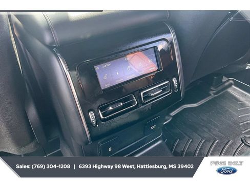 Used 2023 Lincoln Aviator Reserve w/ Equipment Group 201A RWD image 25