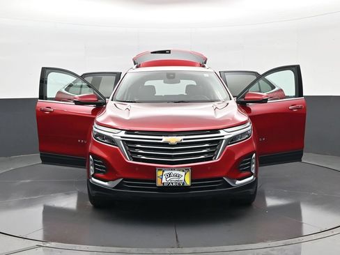 Used 2024 Chevrolet Equinox Premier AWD/4WD image 40
