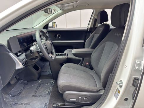 Used 2025 Hyundai Ioniq 5 SE RWD image 15