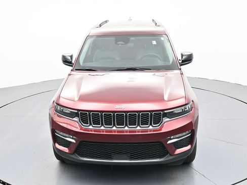 Used 2022 Jeep Grand Cherokee Limited image 23