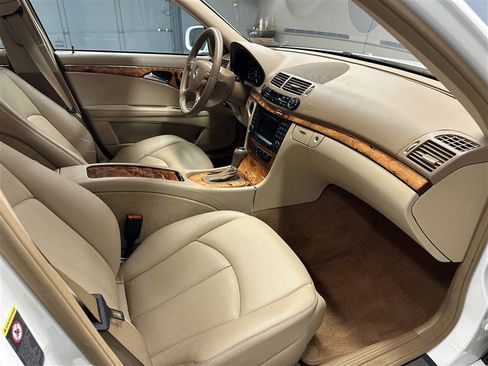 Used 2008 Mercedes-Benz E 350 350 4MATIC image 11