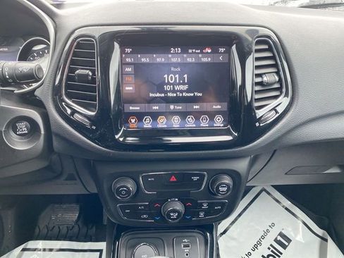 Used 2020 Jeep Compass Limited image 17