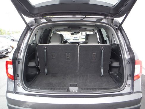 Used 2019 Honda Pilot Touring image 40