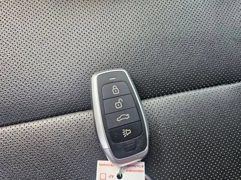 Used 2023 Hyundai Tucson SEL w/ Convenience Package FWD image 29