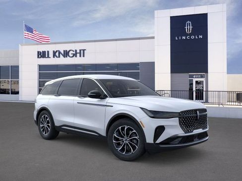 New 2026 Lincoln Nautilus Premier image 7