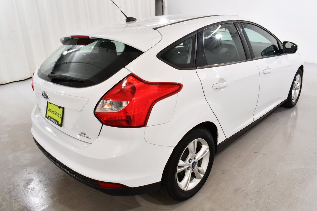 Used 2013 Ford Focus SE w/ SE Winter Pkg FWD image 11