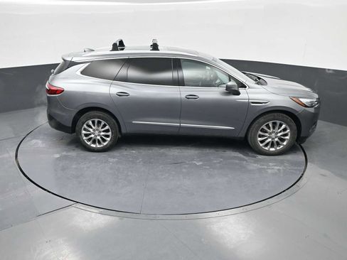 Used 2020 Buick Enclave Premium w/ Sun and Sites Package image 34