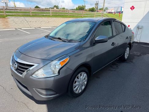 Used 2019 Nissan Versa S Plus FWD image 29