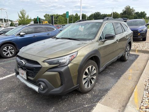 Used 2024 Subaru Outback Limited AWD/4WD image 2