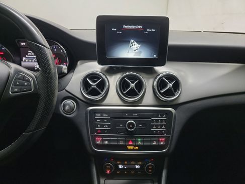 Used 2016 Mercedes-Benz GLA 250 GLA 250 image 20