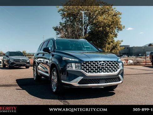 Used 2021 Hyundai Santa Fe SEL image 1