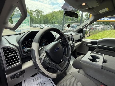 Used 2016 Ford F150 XLT AWD/4WD image 9
