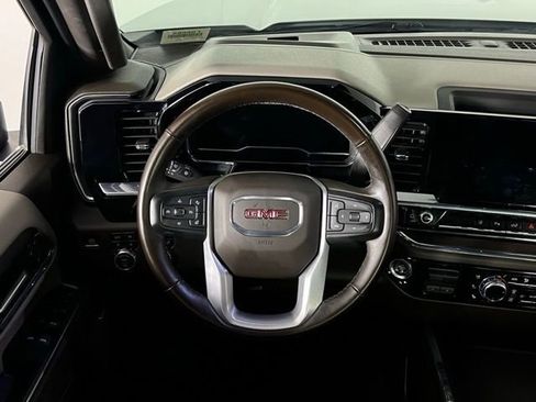 Used 2024 GMC Sierra 2500 SLT w/ SLT Premium Package image 15