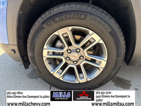 Used 2025 GMC Terrain Elevation w/ Technology Package II AWD/4WD image 9