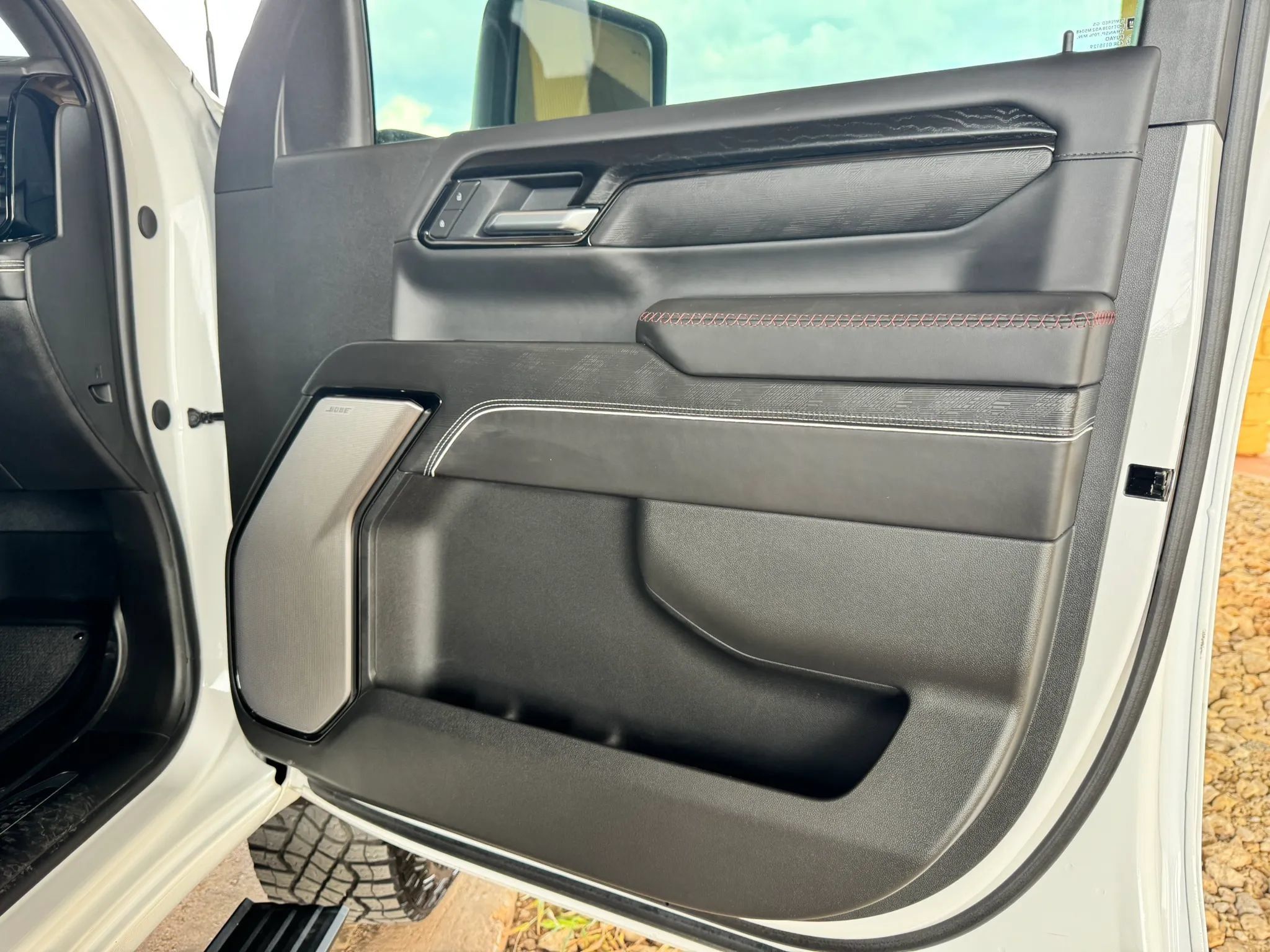 Used 2026 GMC Sierra 2500 AT4X AWD/4WD image 28