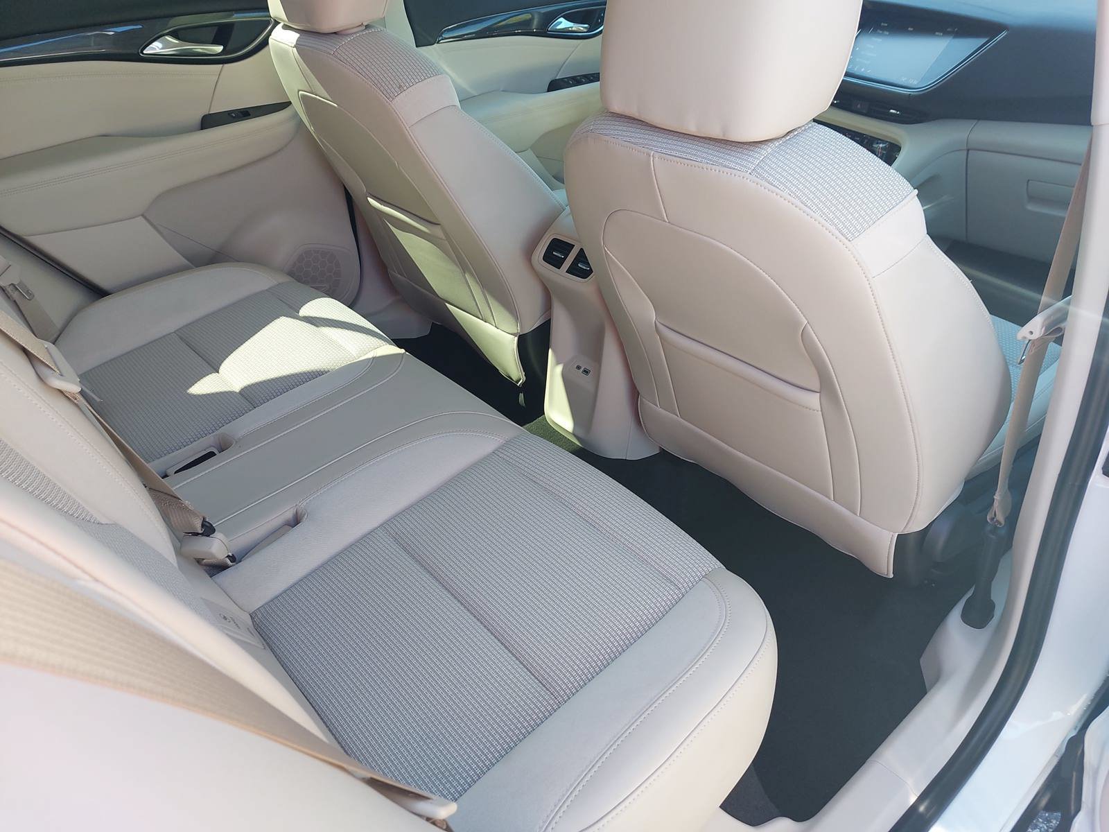 Used 2023 Buick Envision Preferred AWD/4WD image 11