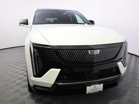 New 2025 Cadillac Escalade IQ Sport 2 AWD/4WD image 9