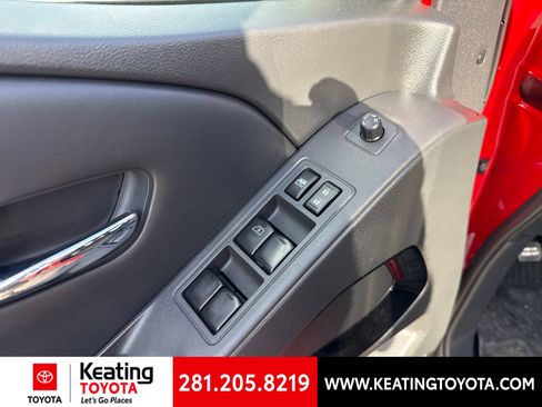 Used 2022 Nissan Frontier Pro-X w/ Pro-X Premium Package RWD image 11