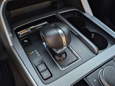 Certified 2025 MAZDA CX-70 Plug-In Hybrid w/ Premium Plus AWD/4WD image 30