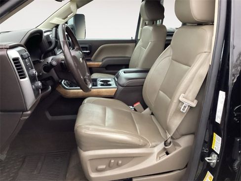 Used 2015 Chevrolet Silverado 1500 LTZ image 9