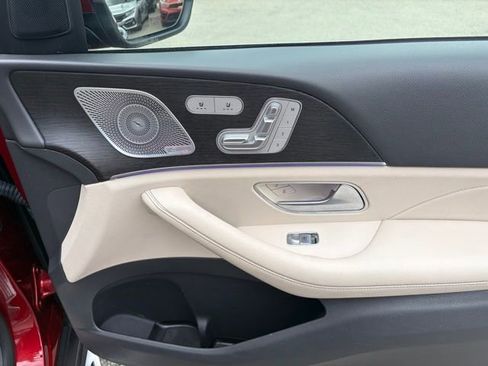 Used 2020 Mercedes-Benz GLS 450 4MATIC image 9