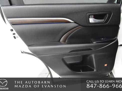 Used 2016 Toyota Highlander Limited image 34
