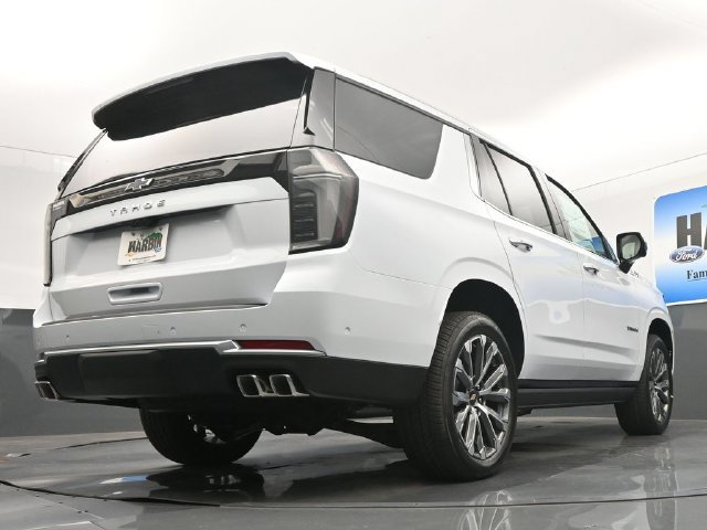New 2026 Chevrolet Tahoe High Country AWD/4WD image 20