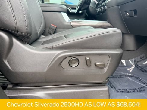 Used 2024 Chevrolet Silverado 2500 LTZ w/ LTZ Convenience Package AWD/4WD image 18