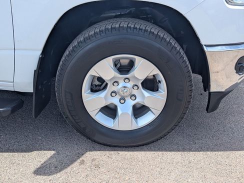 Used 2023 RAM 1500 Big Horn AWD/4WD image 9