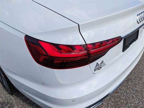 Used 2022 Audi A4 2.0T Premium Plus w/ Premium Plus Package image 11