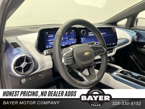 New 2024 Chevrolet Equinox EV LT image 9