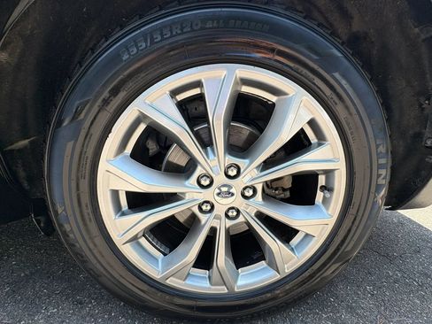 Used 2021 Ford Explorer Limited w/ Equipment Group 301A RWD image 60