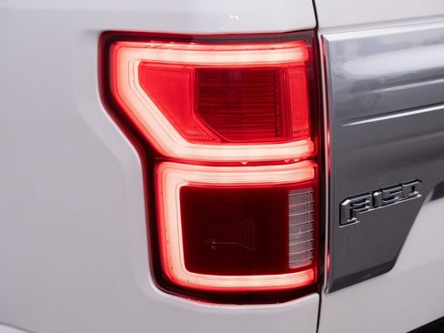 Used 2019 Ford F150 Limited image 27