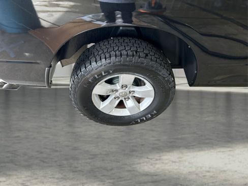 Used 2016 RAM 1500 Classic SLT image 19