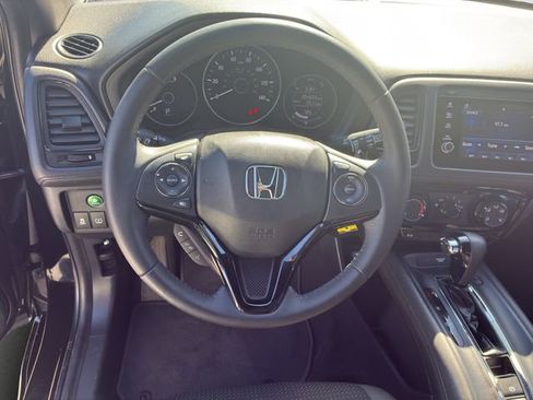 Used 2020 Honda HR-V Sport image 10