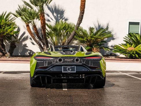 Used 2025 McLaren Artura Spider image 5