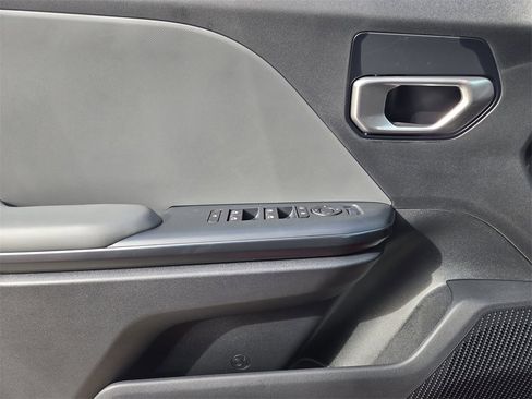 New 2025 Kia K4 LXS image 16