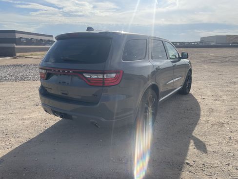 Used 2019 Dodge Durango R/T w/ Technology Group AWD/4WD image 5