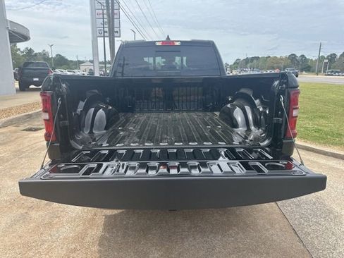 Used 2025 RAM 1500 Tradesman AWD/4WD image 9