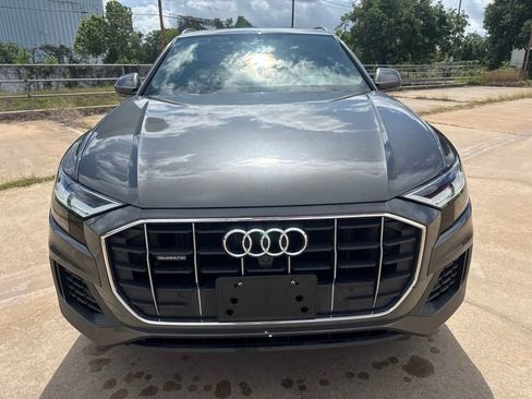 Used 2020 Audi Q8 Premium Plus w/ Premium Plus Package AWD/4WD image 2