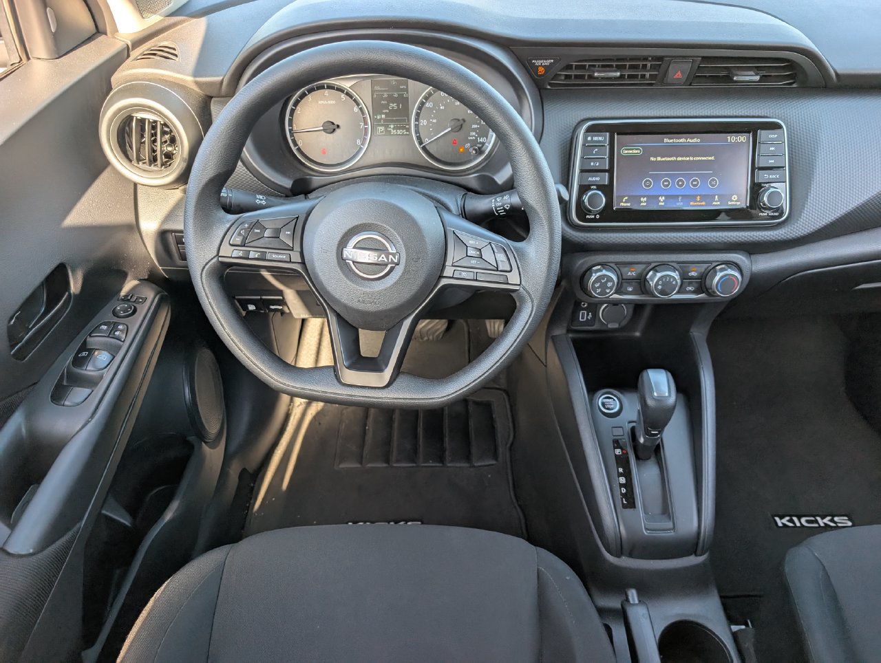 Used 2025 Nissan Kicks Play S FWD image 10