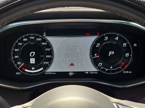 Used 2021 Jaguar F-PACE SVR AWD/4WD image 19