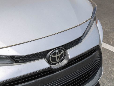 Used 2024 Toyota Corolla LE FWD image 6
