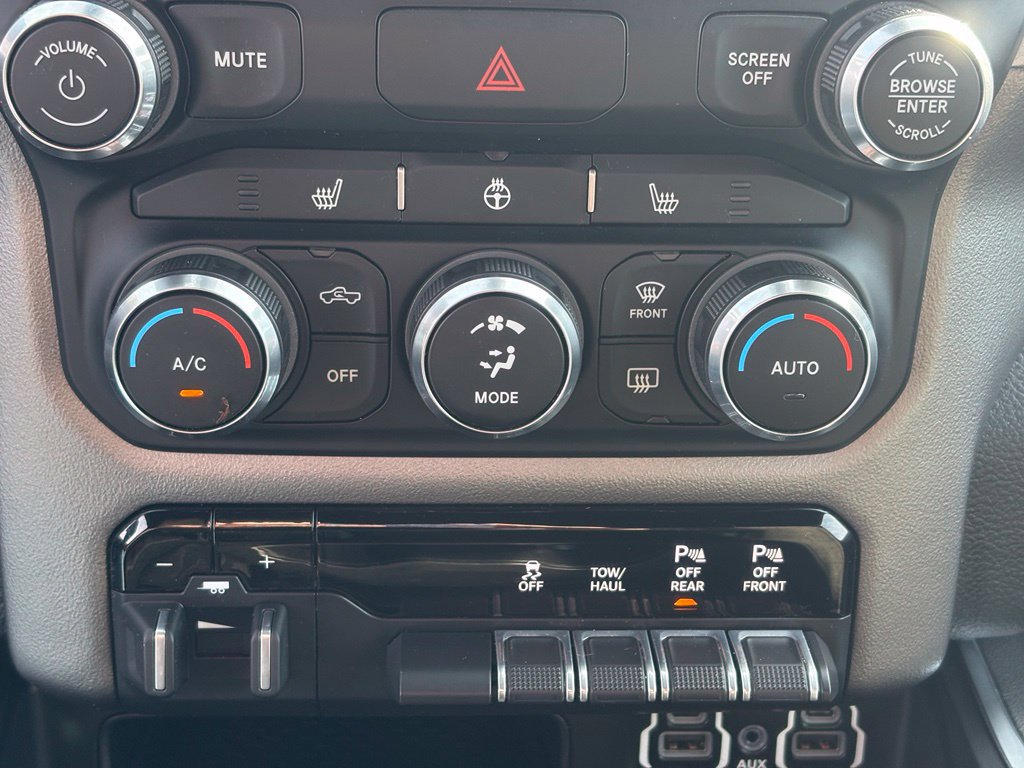 Used 2020 RAM 1500 Big Horn AWD/4WD image 27
