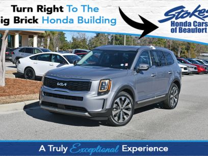 Used 2022 Kia Telluride EX w/ EX Premium Package